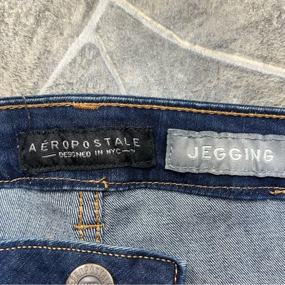 Aeropostale Distressed Jeggings - Picture 6 of 11